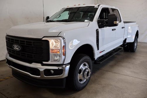 2027 Ford Super Duty F-350 DRW XL