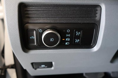 2027 Ford Super Duty F-350 DRW XL