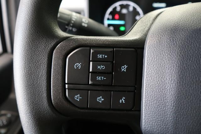 2027 Ford Super Duty F-350 DRW XL