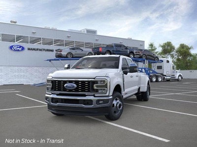 2026 Ford Super Duty F-350 DRW Lariat