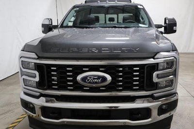 2026 Ford Super Duty F-350 DRW Lariat