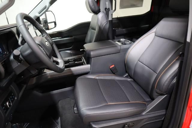 2026 Ford Super Duty F-350 DRW Lariat