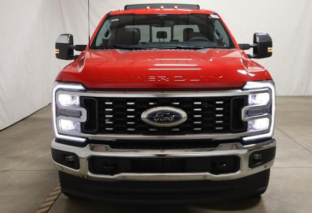 2026 Ford Super Duty F-350 DRW Lariat