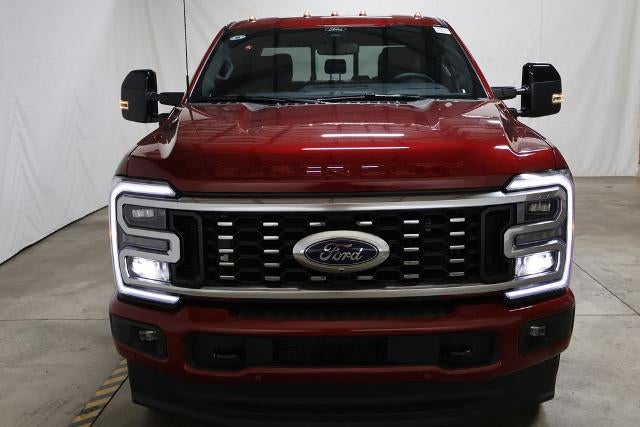 2026 Ford Super Duty F-350 DRW Platinum