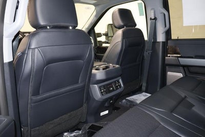 2026 Ford Super Duty F-350 DRW Lariat