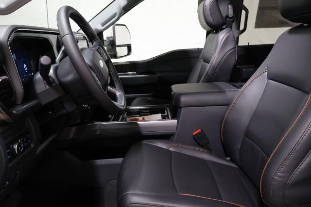 2026 Ford Super Duty F-350 DRW Lariat