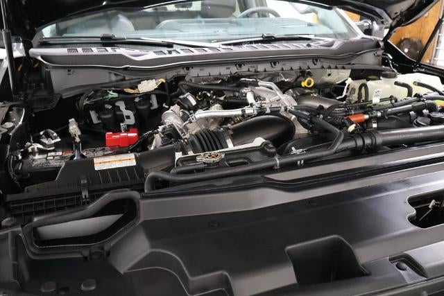 2026 Ford Super Duty F-350 DRW Lariat