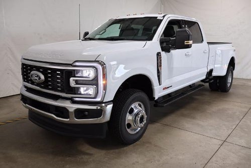 2027 Ford Super Duty F-350 DRW XLT