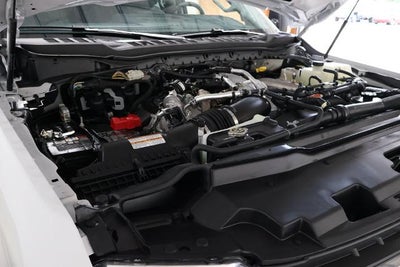2027 Ford Super Duty F-350 DRW XLT