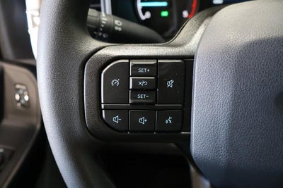 2027 Ford Super Duty F-350 DRW XL