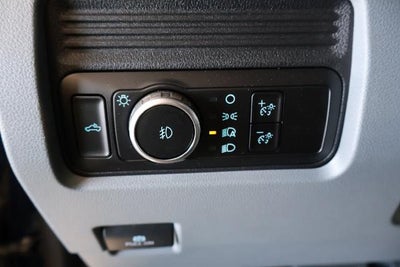 2027 Ford Super Duty F-350 DRW XL