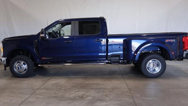 2027 Ford Super Duty F-350 DRW XL