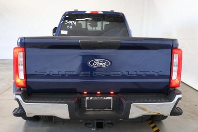 2027 Ford Super Duty F-350 DRW XL