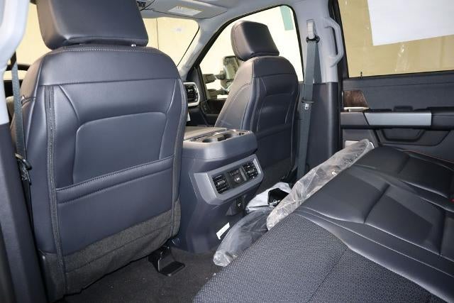 2026 Ford Super Duty F-350 DRW Lariat