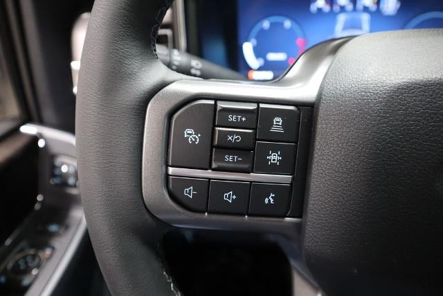 2026 Ford Super Duty F-350 DRW Lariat