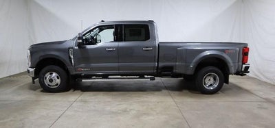2026 Ford Super Duty F-350 DRW Lariat