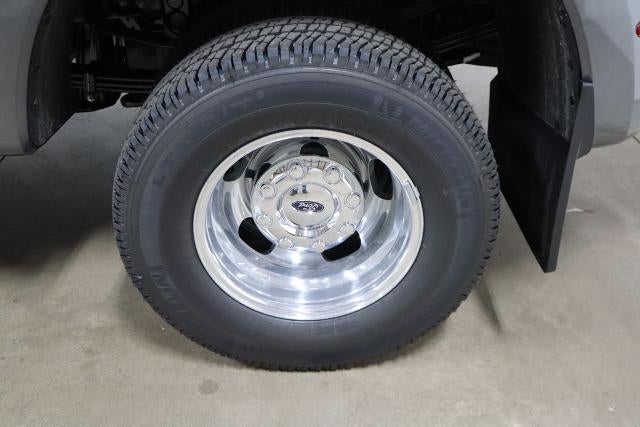 2026 Ford Super Duty F-350 DRW Lariat