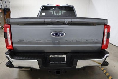 2026 Ford Super Duty F-350 DRW Lariat