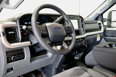 2027 Ford Super Duty F-350 DRW XLT