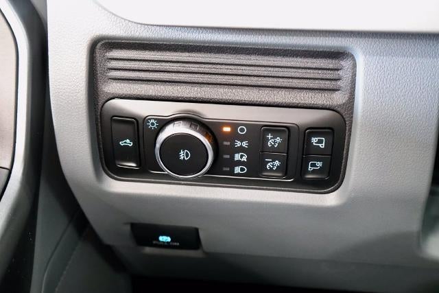 2027 Ford Super Duty F-350 DRW XLT