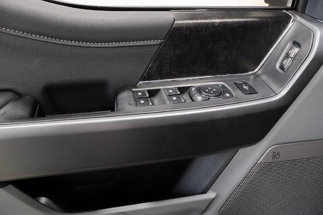 2027 Ford Super Duty F-350 DRW XLT