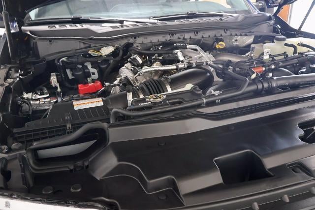 2027 Ford Super Duty F-350 DRW XLT