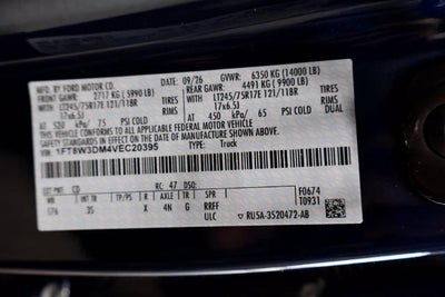 2027 Ford Super Duty F-350 DRW XLT