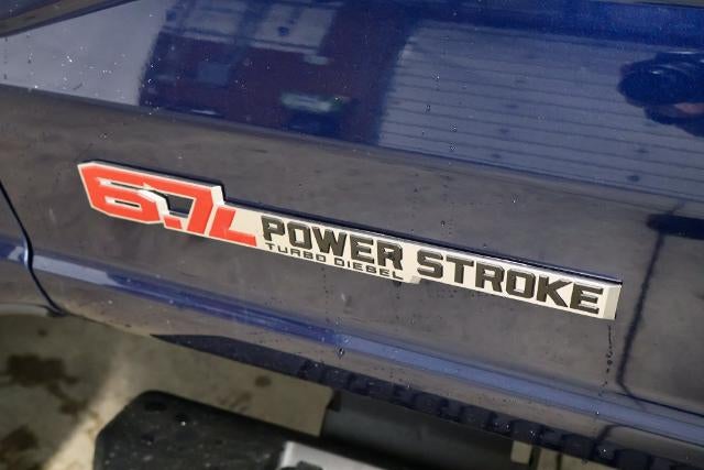2027 Ford Super Duty F-350 DRW XLT
