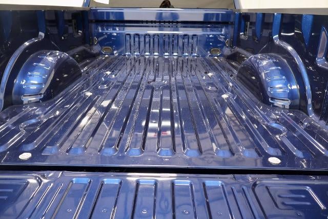 2027 Ford Super Duty F-350 DRW XLT