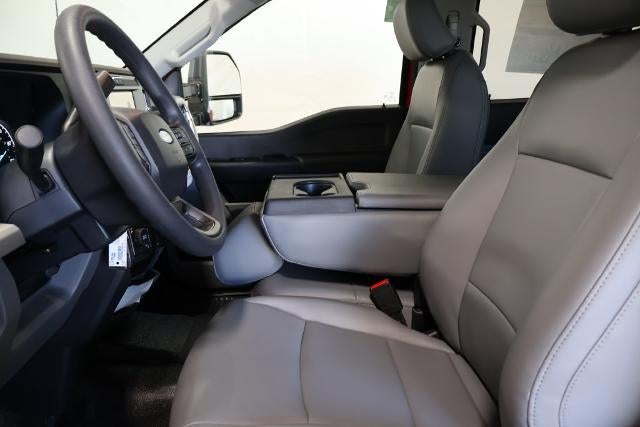 2027 Ford Super Duty F-350 DRW XL
