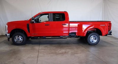 2027 Ford Super Duty F-350 DRW XL