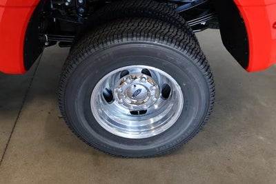 2027 Ford Super Duty F-350 DRW XL