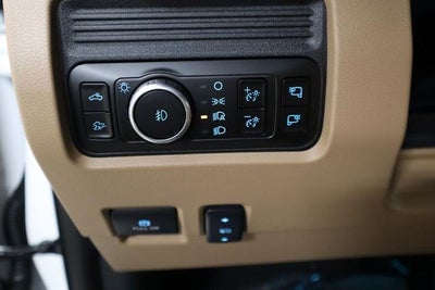 2026 Ford Super Duty F-350 DRW Lariat