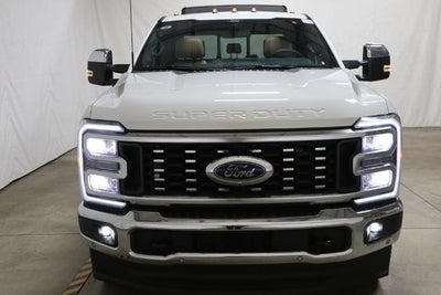 2026 Ford Super Duty F-350 DRW Lariat
