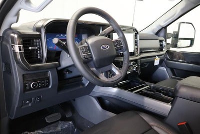 2026 Ford Super Duty F-350 DRW Lariat