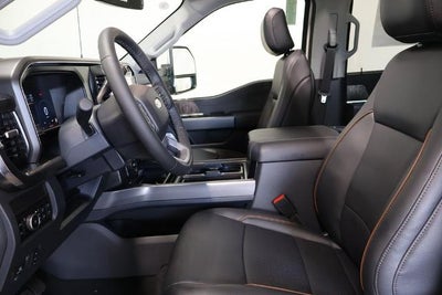 2026 Ford Super Duty F-350 DRW Lariat