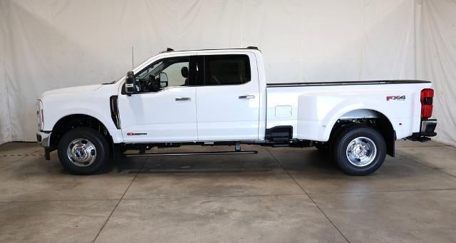 2026 Ford Super Duty F-350 DRW Lariat