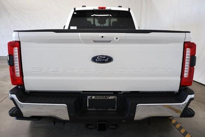 2026 Ford Super Duty F-350 DRW Lariat