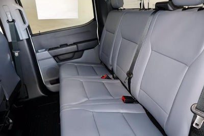 2027 Ford Super Duty F-350 DRW XL