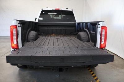 2027 Ford Super Duty F-350 DRW XL