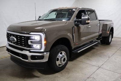 2026 Ford Super Duty F-350 DRW Lariat