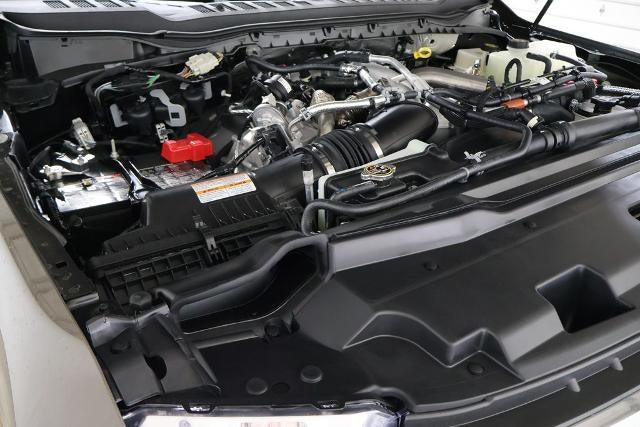 2026 Ford Super Duty F-350 DRW Lariat
