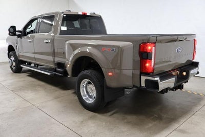 2026 Ford Super Duty F-350 DRW Lariat