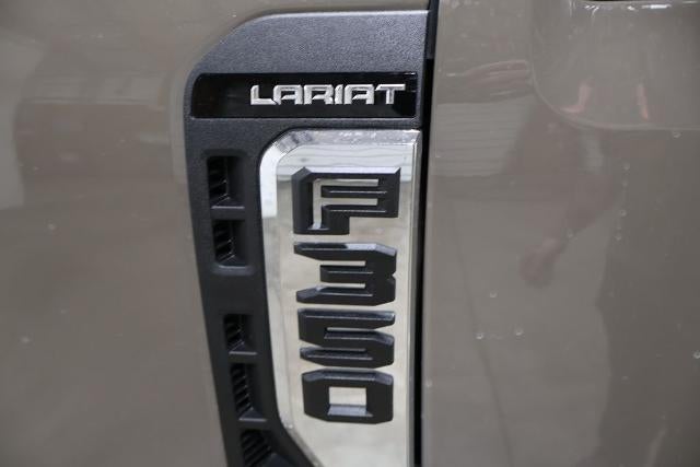 2026 Ford Super Duty F-350 DRW Lariat