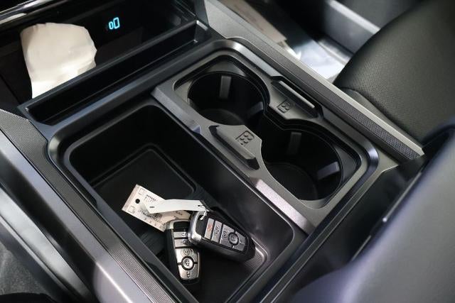 2026 Ford Super Duty F-350 DRW Lariat