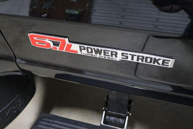 2026 Ford Super Duty F-350 DRW Lariat