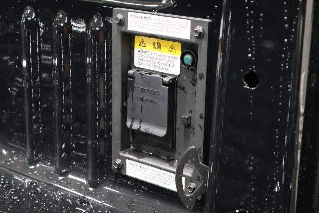 2027 Ford Super Duty F-350 DRW XLT