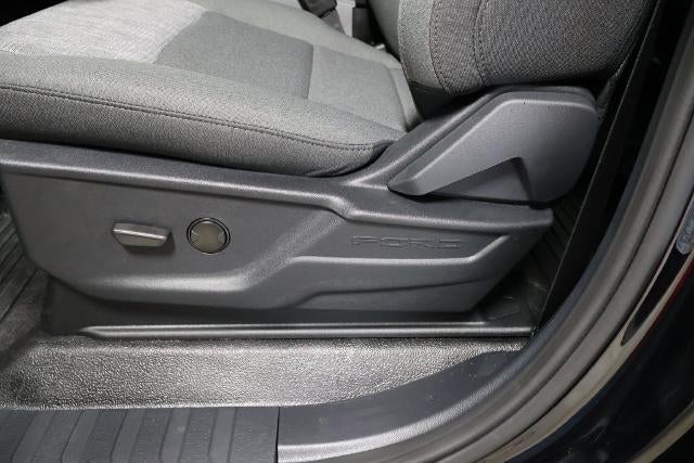 2027 Ford Super Duty F-350 DRW XLT