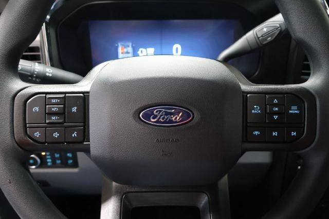 2027 Ford Super Duty F-350 DRW XLT
