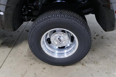 2027 Ford Super Duty F-350 DRW XLT